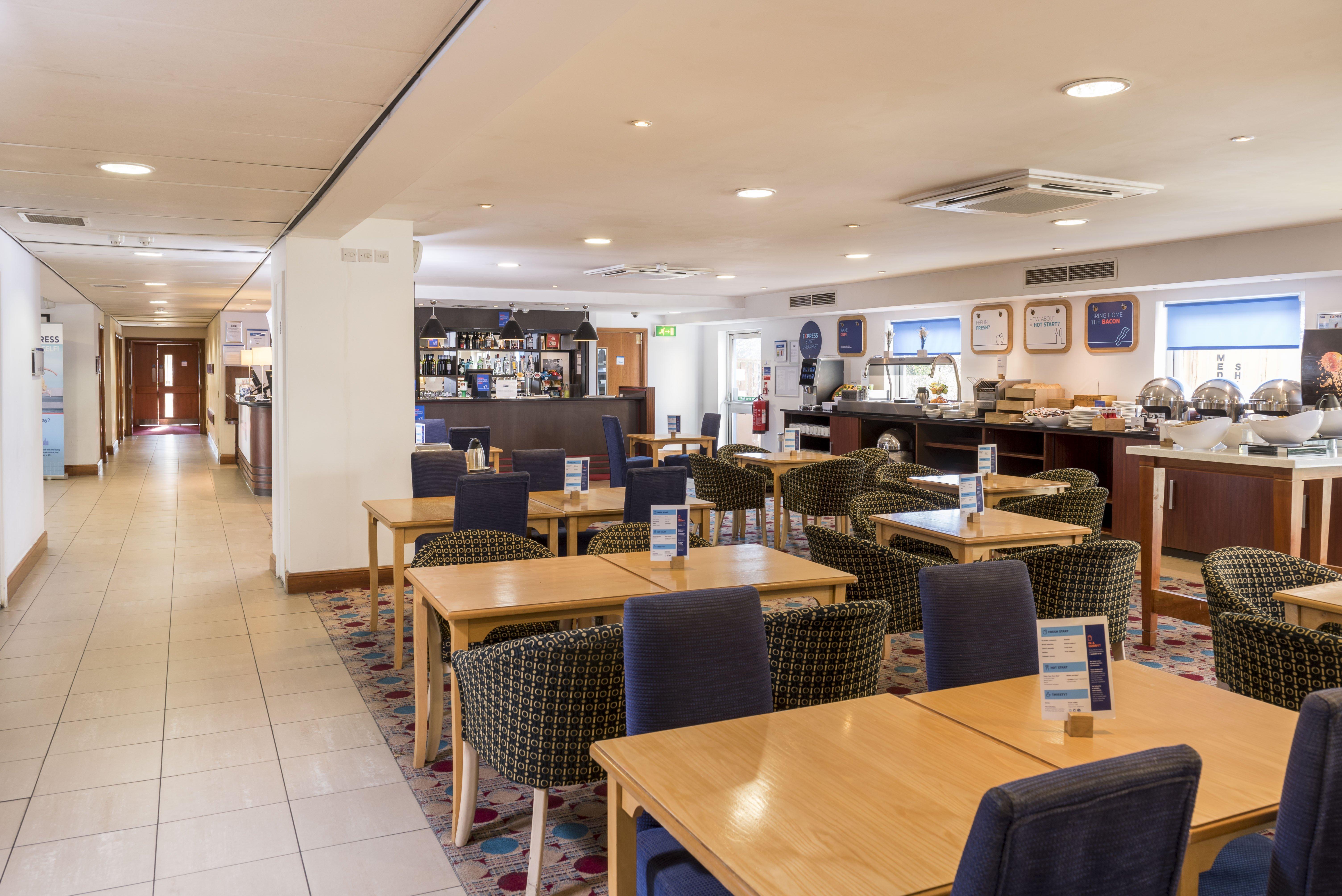 Holiday Inn Express Birmingham Star City By Ihg Экстерьер фото