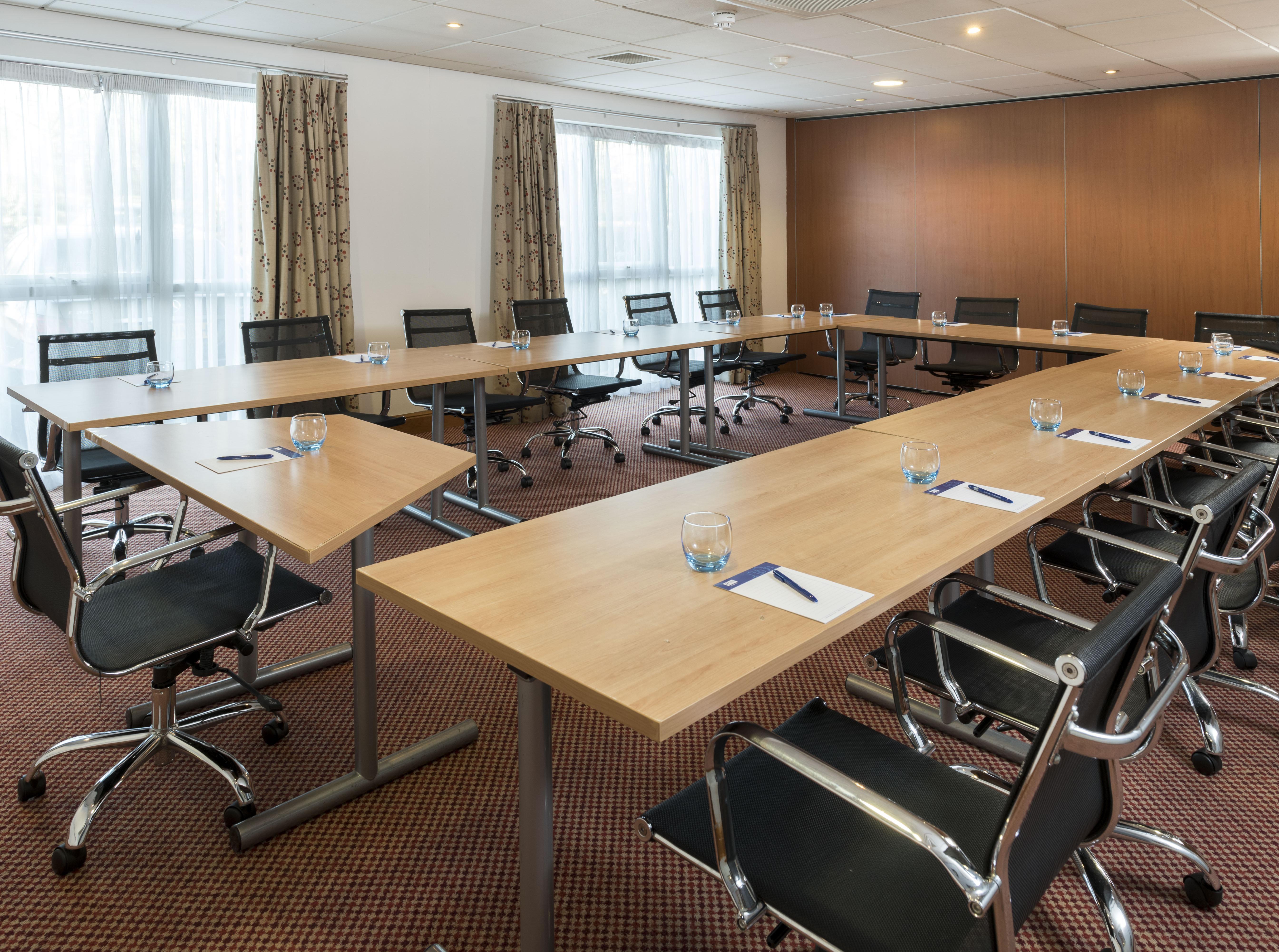 Holiday Inn Express Birmingham Star City By Ihg Экстерьер фото